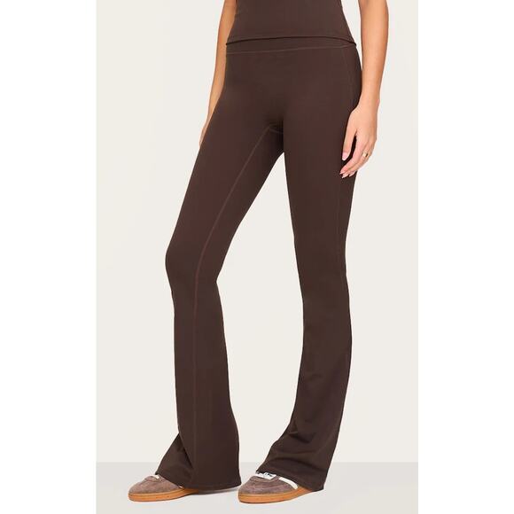Pretty Little Thing Womens Size 8 Yoga Pants Brown High Waist Flare Leg - Picture 1 of 5